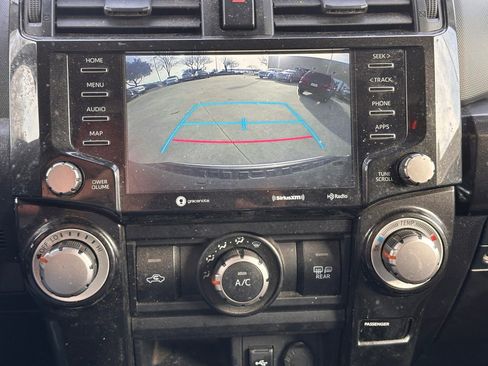 Used 2022 Toyota 4Runner TRD Off-Road Premium image 28