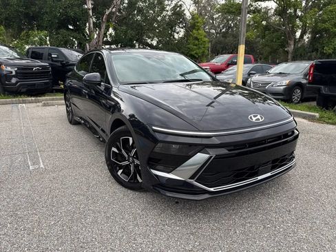 Used 2025 Hyundai Sonata SEL FWD image 5