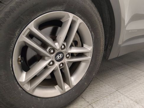 Used 2018 Hyundai Santa Fe Sport FWD image 31
