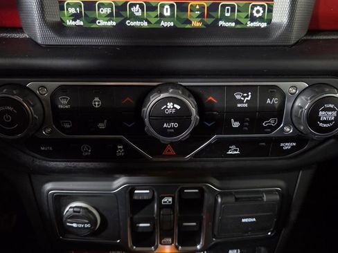 Used 2023 Jeep Wrangler Unlimited Rubicon w/ Xtreme 35 Tire Package AWD/4WD image 27