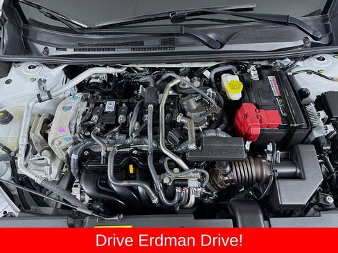 Used 2025 Nissan Sentra SR FWD image 29