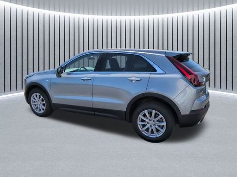 Certified 2023 Cadillac XT4 Luxury w/ Cold Weather Package AWD/4WD image 10