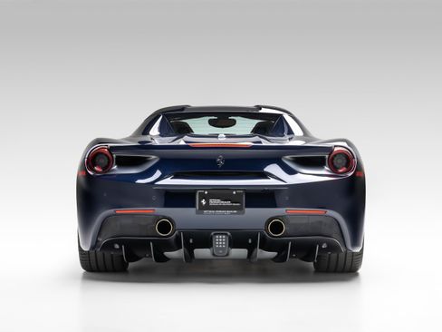 Used 2018 Ferrari 488 Spider RWD image 7