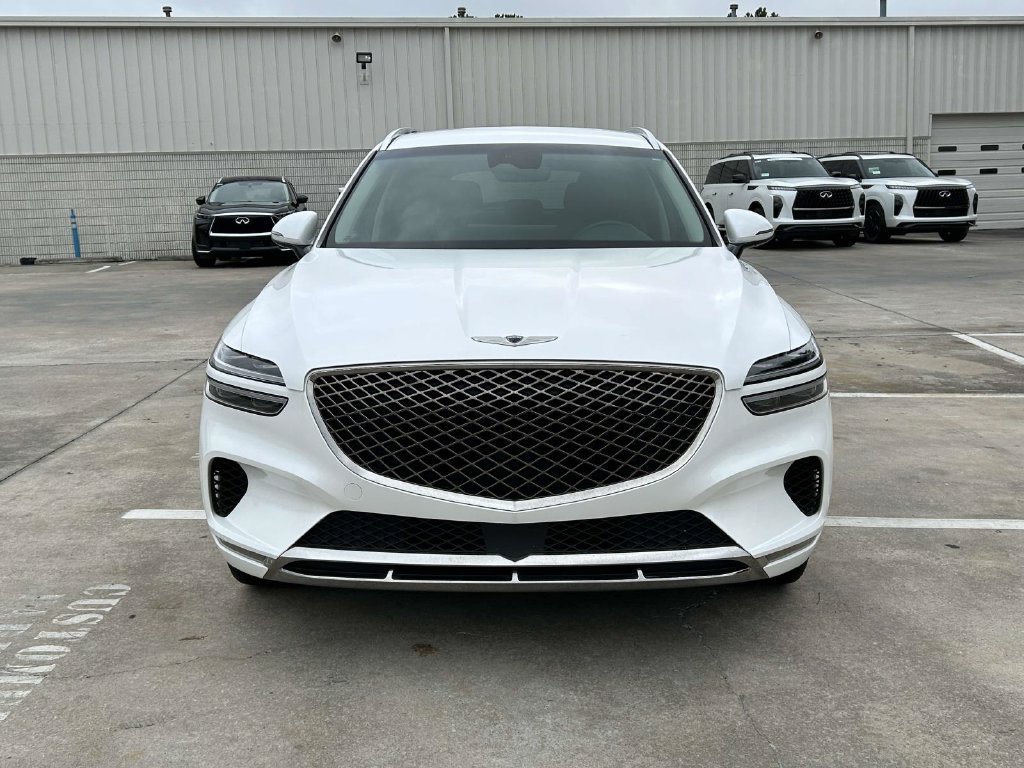 Used 2025 Genesis GV70 2.5T AWD/4WD image 8