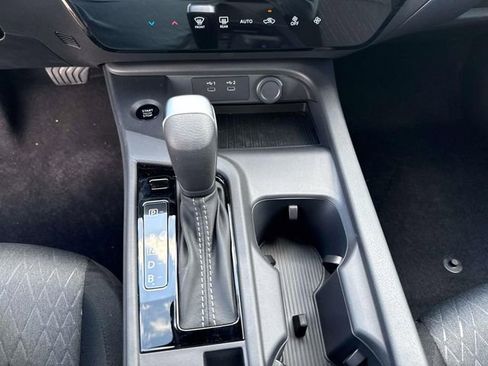 New 2026 Nissan Sentra SV image 28