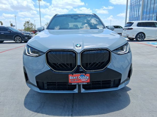 New 2026 BMW X3 xDrive30i w/ Premium Package AWD/4WD image 2