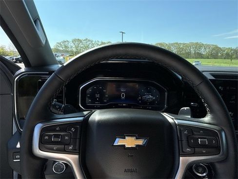 New 2025 Chevrolet Silverado 1500 LT w/ Z71 Off-Road Package image 11