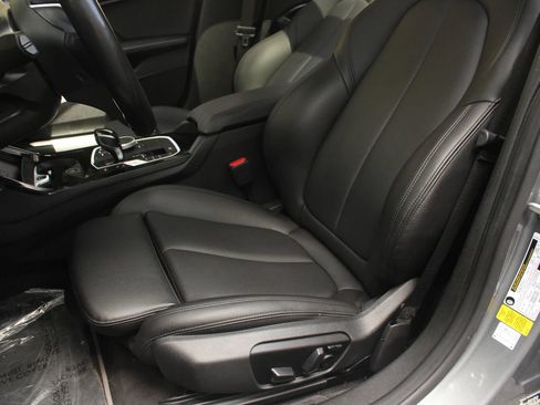 Used 2022 BMW 228i Gran Coupe w/ Convenience Package FWD image 17