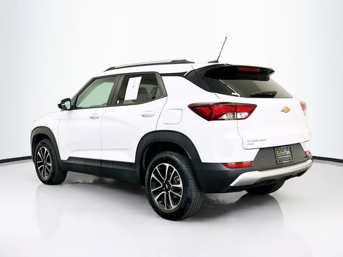 Used 2025 Chevrolet TrailBlazer LT image 5