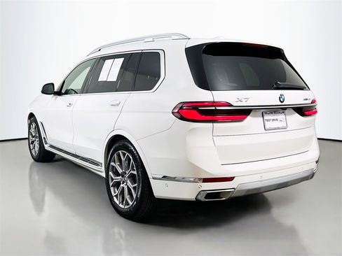 Used 2024 BMW X7 xDrive40i image 5
