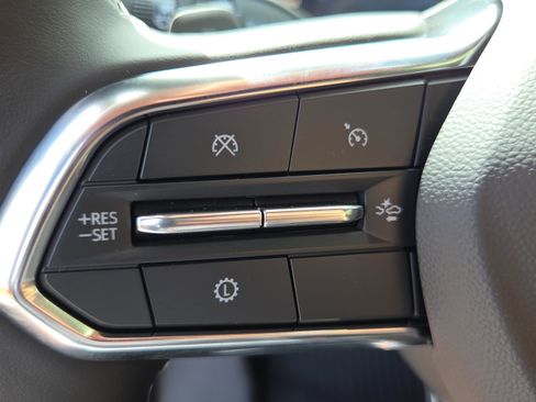 New 2026 Chevrolet Traverse LT FWD image 24