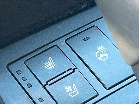 Used 2022 Lexus IS 300 w/ Premium Package image 20