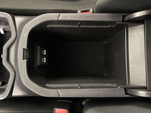 Certified 2025 Toyota RAV4 LE FWD image 23