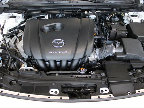 Used 2020 MAZDA MAZDA3 Sedan FWD image 38