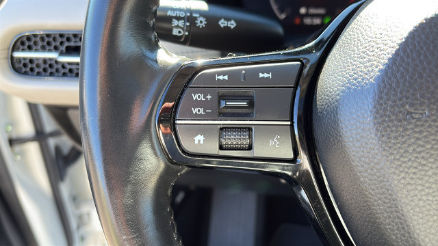 Used 2025 Honda HR-V EX-L image 13