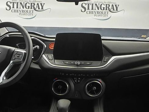 Used 2023 Chevrolet Blazer LT FWD image 10