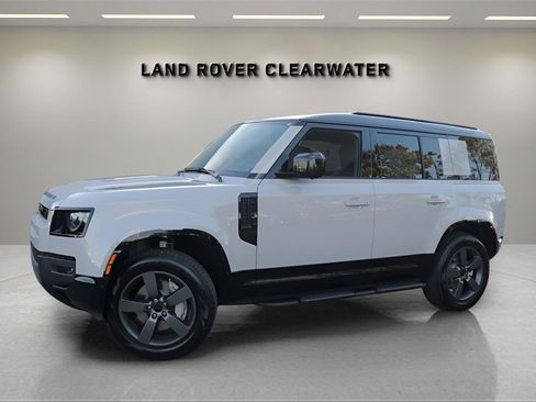 New 2026 Land Rover Defender 110 X-Dynamic SE image 1