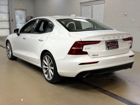 Used 2021 Volvo S60 T6 Momentum w/ Premium Package AWD/4WD image 7
