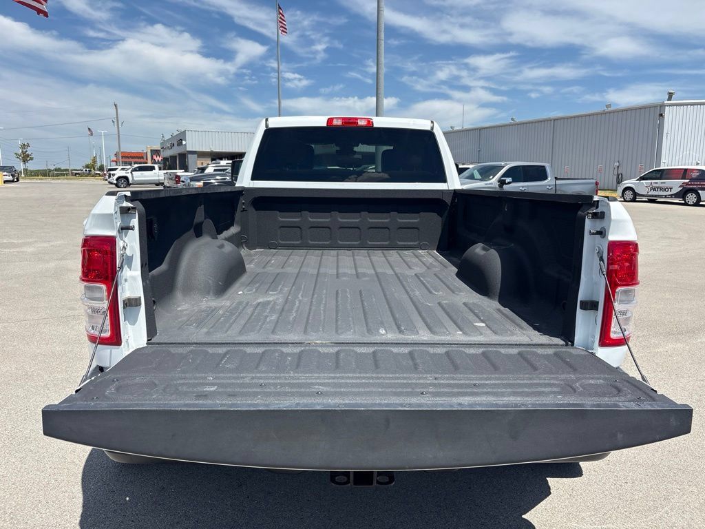 Used 2024 RAM 3500 Big Horn w/ Protection Group AWD/4WD image 29