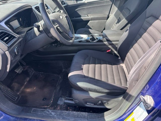 Used 2014 Ford Fusion SE FWD image 11