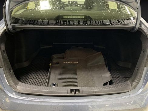 Used 2020 Toyota Corolla LE image 12