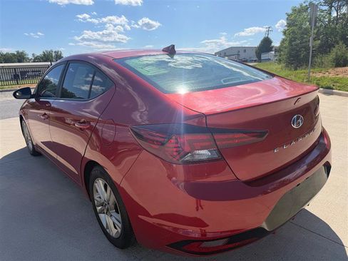 Used 2019 Hyundai Elantra SEL FWD image 3
