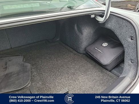 Used 2018 Volkswagen Passat 2.0T SE FWD image 52