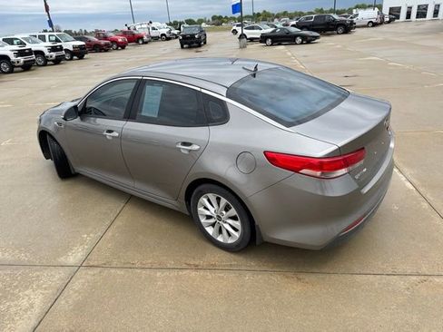Used 2016 Kia Optima EX FWD image 4