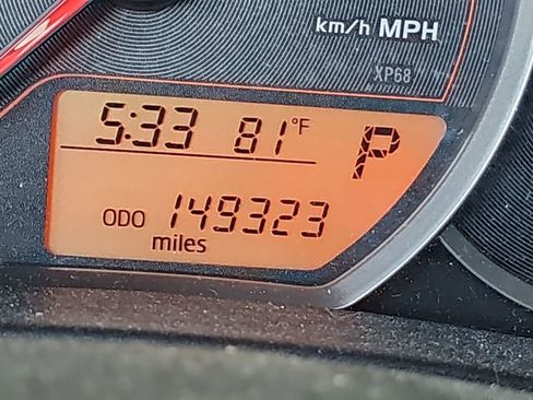 Used 2013 Toyota Yaris L image 15