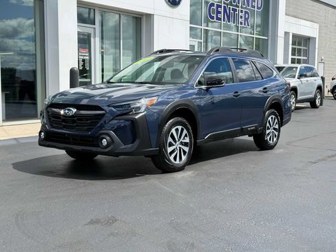 Certified 2025 Subaru Outback Premium w/ Popular Package #1A AWD/4WD image 1