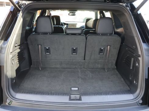 Certified 2024 GMC Acadia Elevation AWD/4WD image 7