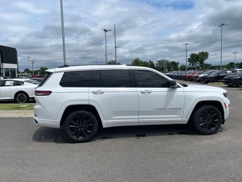 Used 2023 Jeep Grand Cherokee L Overland AWD/4WD image 8