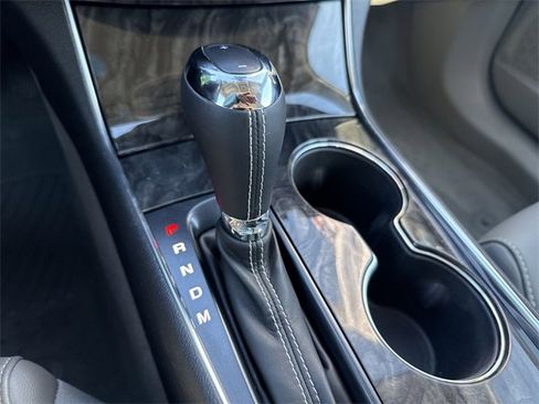 Used 2015 Chevrolet Impala LT w/ Convenience Package image 19