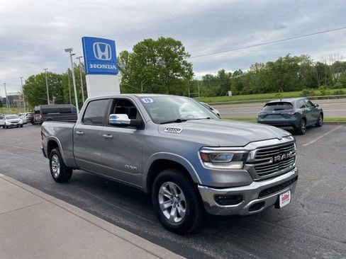 Used 2019 RAM 1500 Laramie AWD/4WD image 5