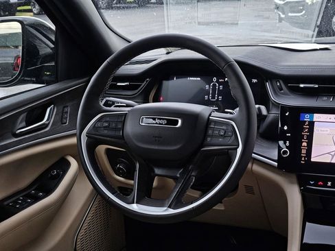 New 2026 Jeep Grand Cherokee L Limited image 16