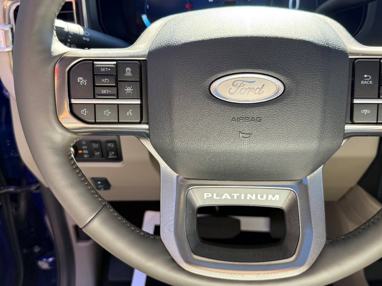 Used 2026 Ford F450 Platinum w/ Platinum Plus Package AWD/4WD image 28
