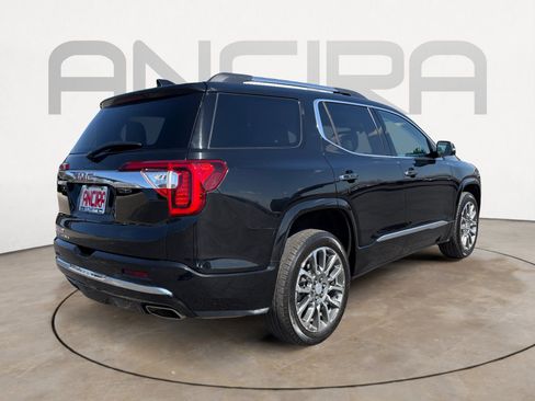 Used 2023 GMC Acadia Denali image 11