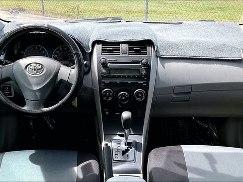 Used 2009 Toyota Corolla FWD image 15