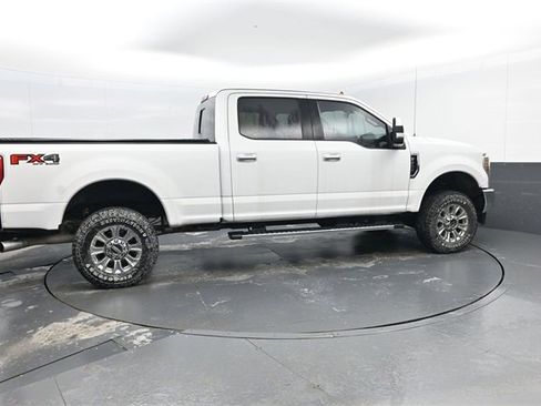 Used 2019 Ford F250 XLT w/ XLT Premium Package image 4