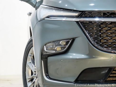 Used 2023 Buick Enclave Avenir w/ Avenir Technology Package image 6