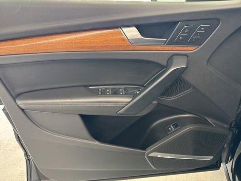 Used 2023 Audi Q5 2.0T Premium Plus image 18