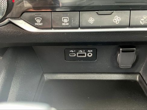 Used 2019 Nissan Altima 2.5 SV FWD image 16