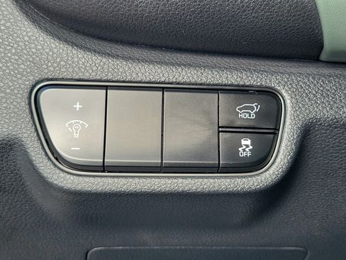 Used 2025 Kia Seltos SX w/ SX Sunroof Package AWD/4WD image 25
