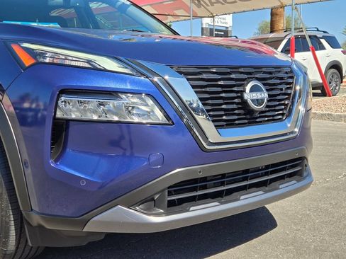 Certified 2023 Nissan Rogue SL w/ SL Premium Package FWD image 2