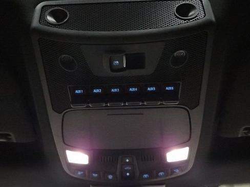 Used 2017 Ford F150 Raptor w/ Equipment Group 802A Luxury AWD/4WD image 36