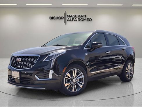 Used 2022 Cadillac XT5 Premium Luxury w/ Technology Package image 4
