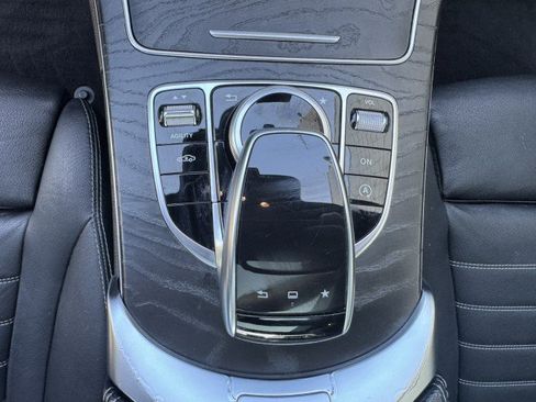 Used 2015 Mercedes-Benz C 400 4MATIC image 27