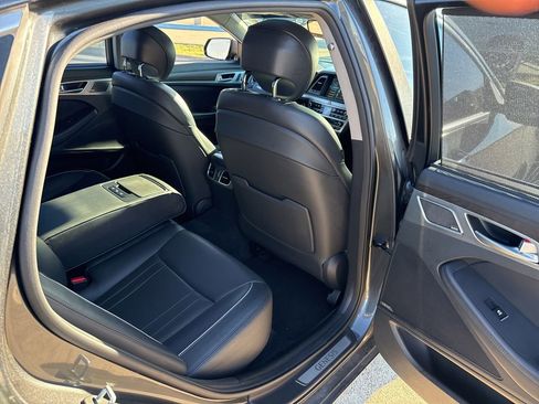 Used 2018 Genesis G80 3.8 w/ Option Group 03 image 13