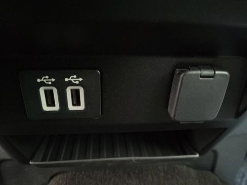 Used 2020 Ford F150 XLT w/ Equipment Group 302A Luxury image 35