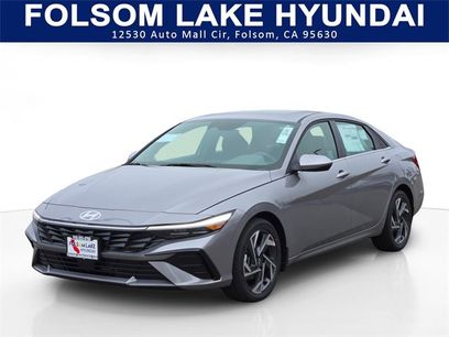 New 2025 Hyundai Elantra SEL